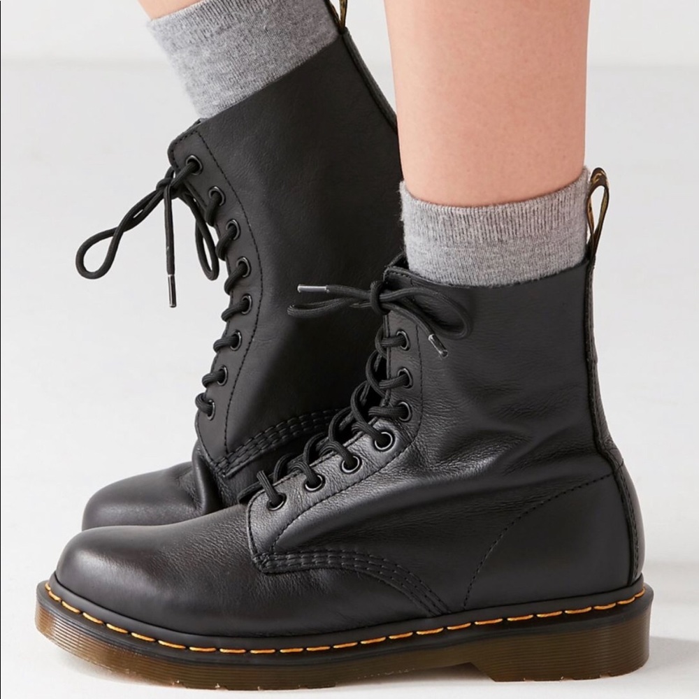 Pascal Virginia Dr. Martens